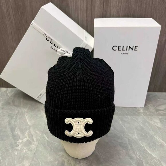 CELINE Wool Beanie Arc de Triomphe Patch Beanie - Picture 5 of 7